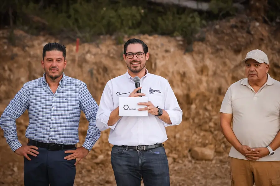 David de la Peña entrega histórica obra vial en Santiago