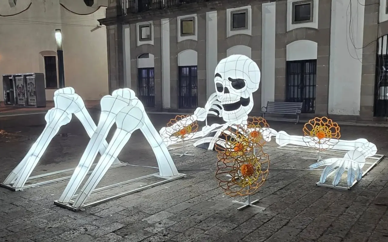 Feria del Alfeñique 2025. Foto: X/ Feria del Alfeñique 2025 (Canva)