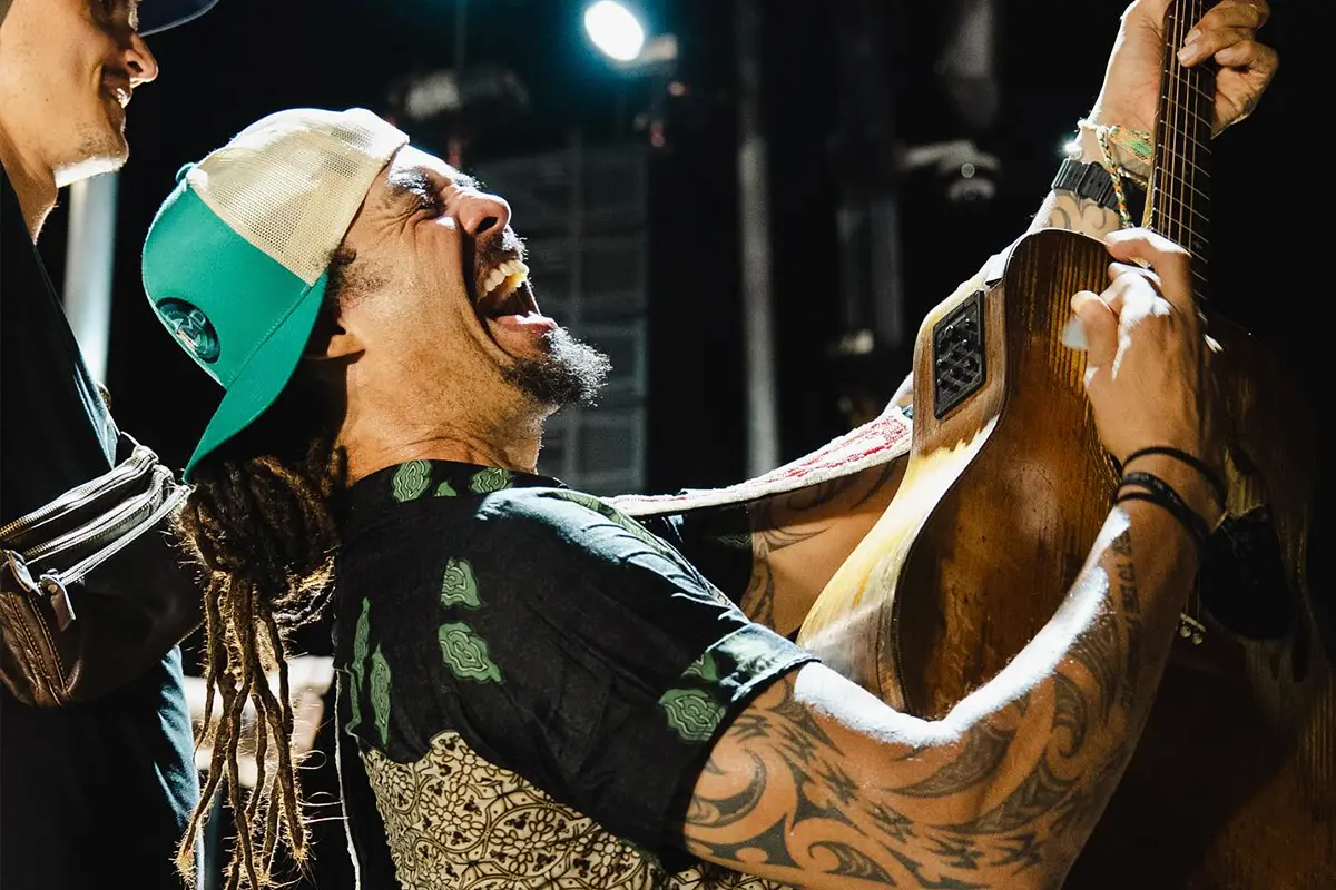 Michael Franti & Spearhead estará en el templete principal del Malecón de La Paz este sábado 4 de octubre. Foto: Facebook de Michael Franti.
