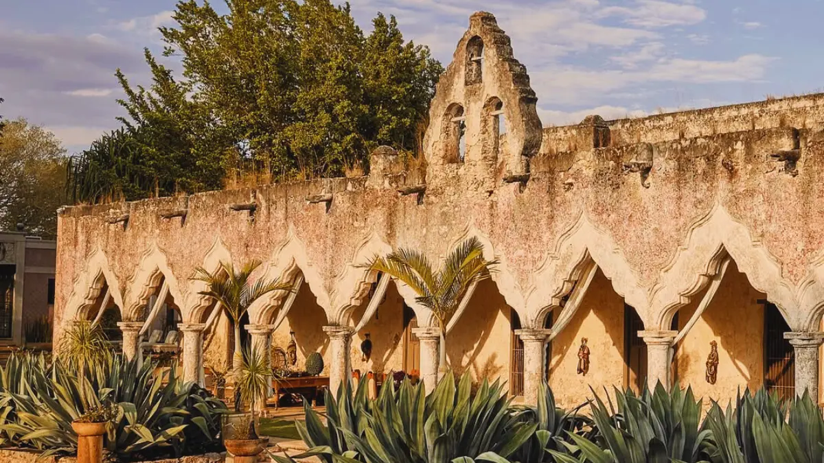 La Hacienda Subin fue restaurada y es el hogar de Richard Frazier y Laura Kirar Foto: Facebook Hacienda Subin