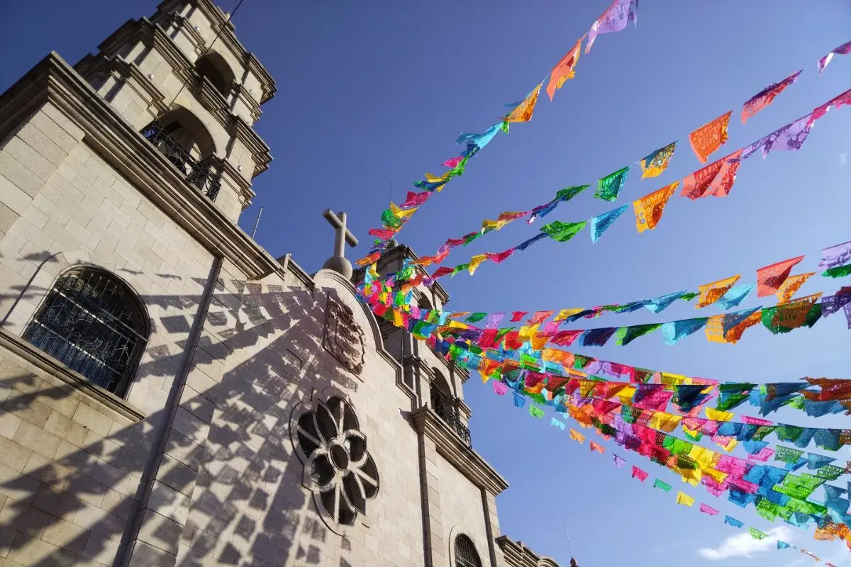 Advierten por cierre de vialidades por fiesta patronal de iglesia de San Francisco en Saltillo / Foto: Patty Zapata