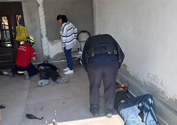 Impactan a menores en moto contra domicilio en Ramos Arizpe