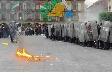 VIDEO | Marcha 2 de octubre en CDMX registra actos de violentos por parte de participantes