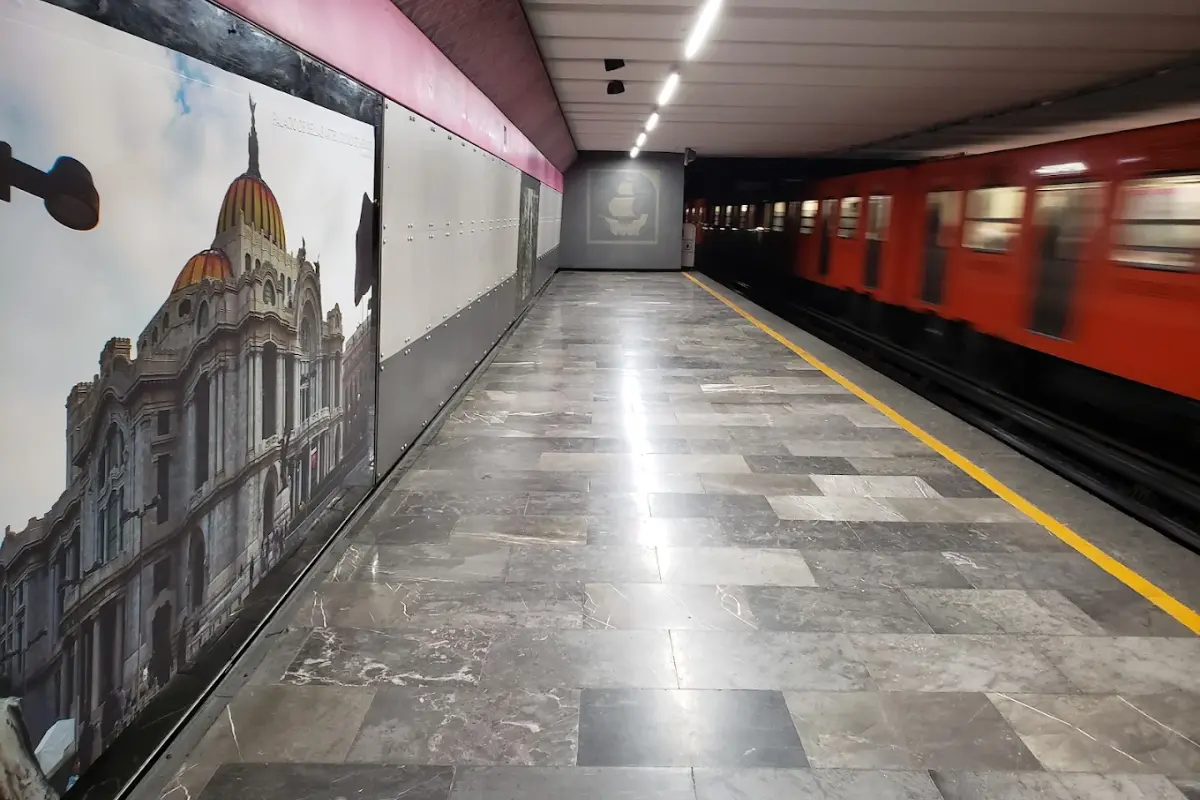Estación Isabela Católica. Foto: Maps Frederick Whilhelm