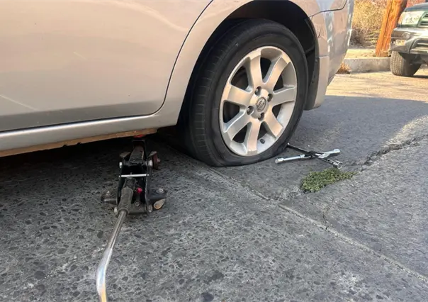 3 llanteras abiertas 24 horas en La Paz para cuando te ponchas tras las lluvias
