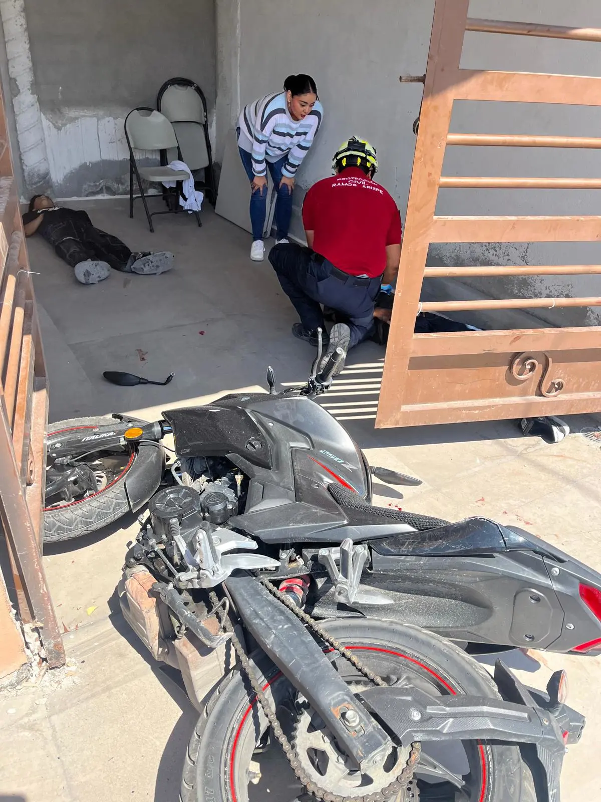 Ambos menores fueron estabilizados y trasladados al Hospital Ixtlero en código amarillo./Foto: Cortesía
