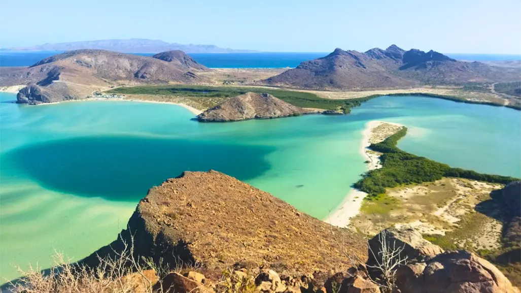 ¿Dónde está el mirador de Balandra y por qué todos quieren subir hasta ahí?