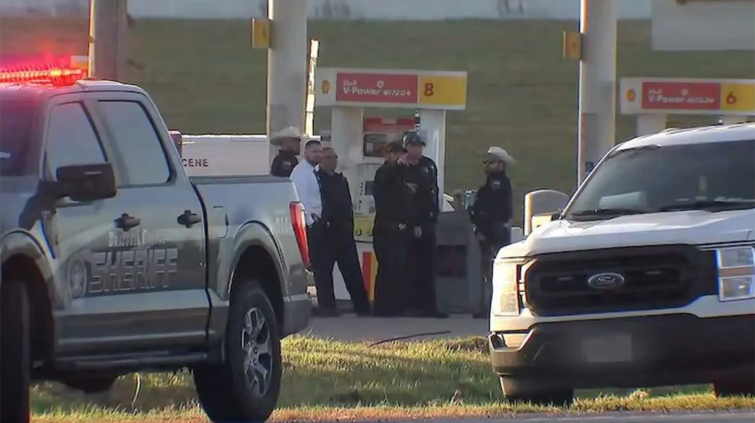 Tiroteo en Texas deja dos menores muertos y dos heridos graves. Foto: X (@ABC7)