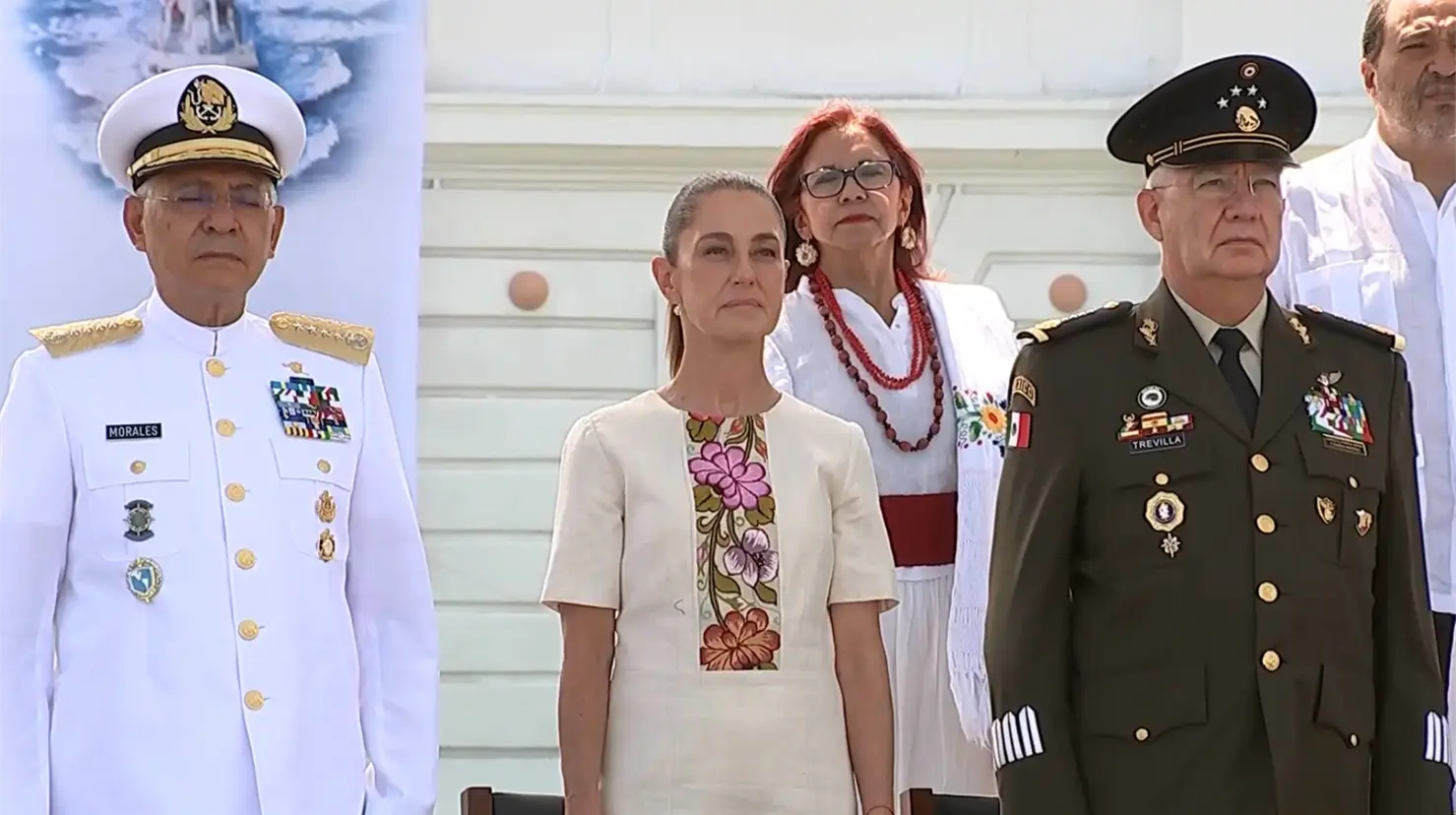 Claudia Sheinbaum encabeza ceremonia por el 204 aniversario de la Armada de México en Veracruz. Foto: X (@GobiernoMX)