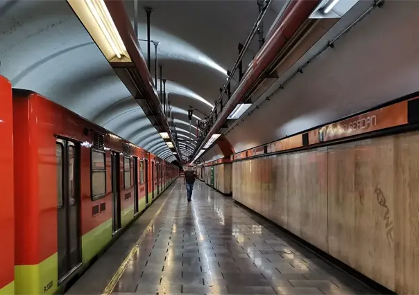 Mujer muere dentro de estación de línea 7 del Metro CDMX; fue golpeada por un tren