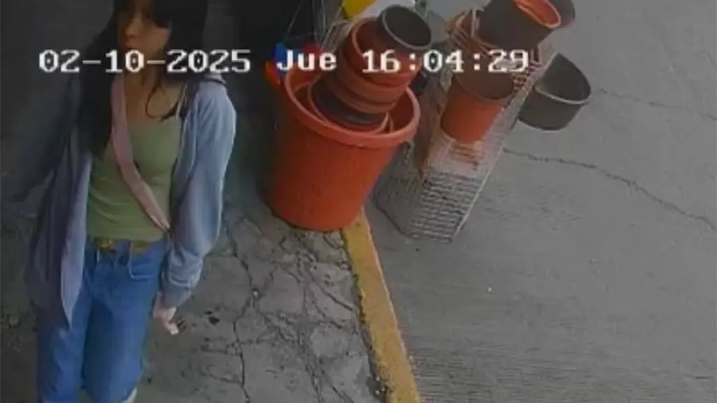 Bloquean Boulevard Luis Donaldo Colosio tras desaparición de alumna del CCH Naucalpan