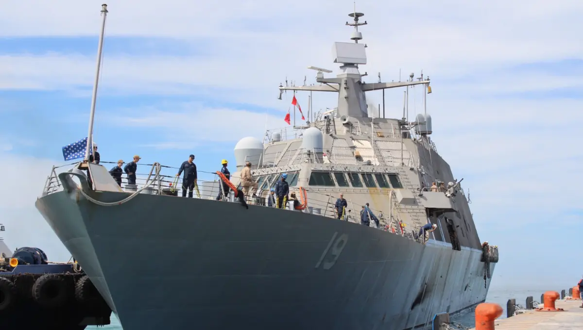 Esta visita forma parte de las acciones de diplomacia naval y cooperación internacional entre la Armada de México y la Marina de Estados Unidos Foto: Gobierno de Yucatán