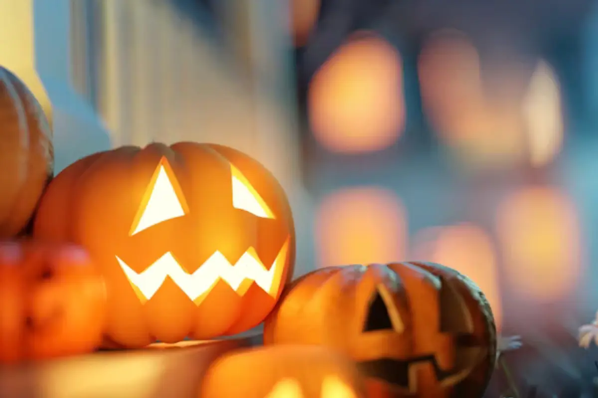 Explora las tendencias de disfraces y accesorios para Halloween en Tamaulipas. Inspírate con disfraces mexicanos y encuentra las mejores tiendas para adquirir accesorios.