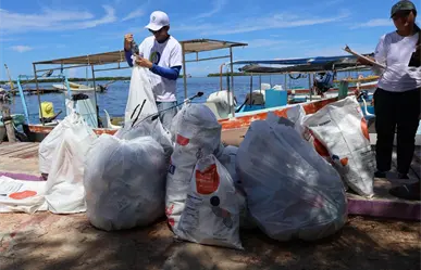 Voluntarios se unen por el cuidado del medio ambiente en playas de San Felipe