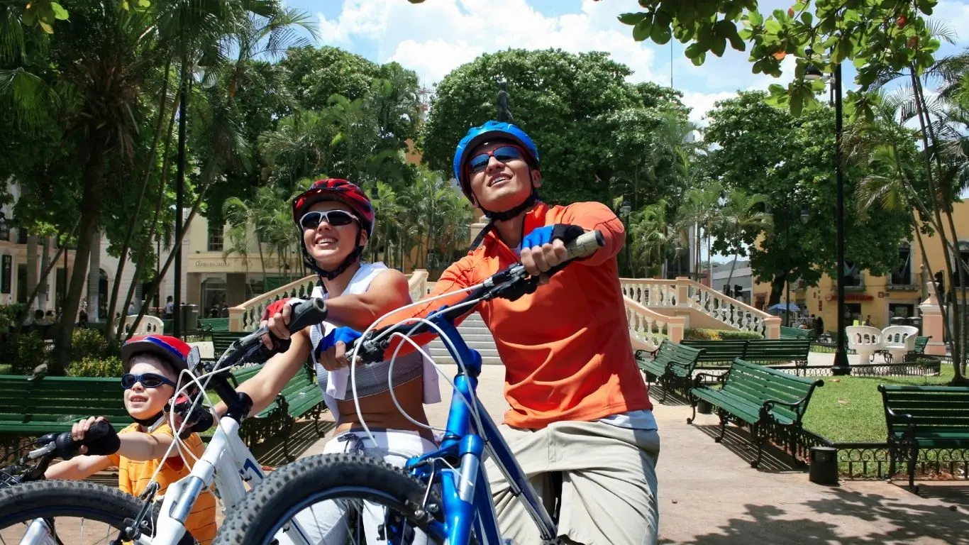 ¿Por qué más yucatecos eligen la bicicleta como medio de transporte?. Foto: Canva / Adity Cupil