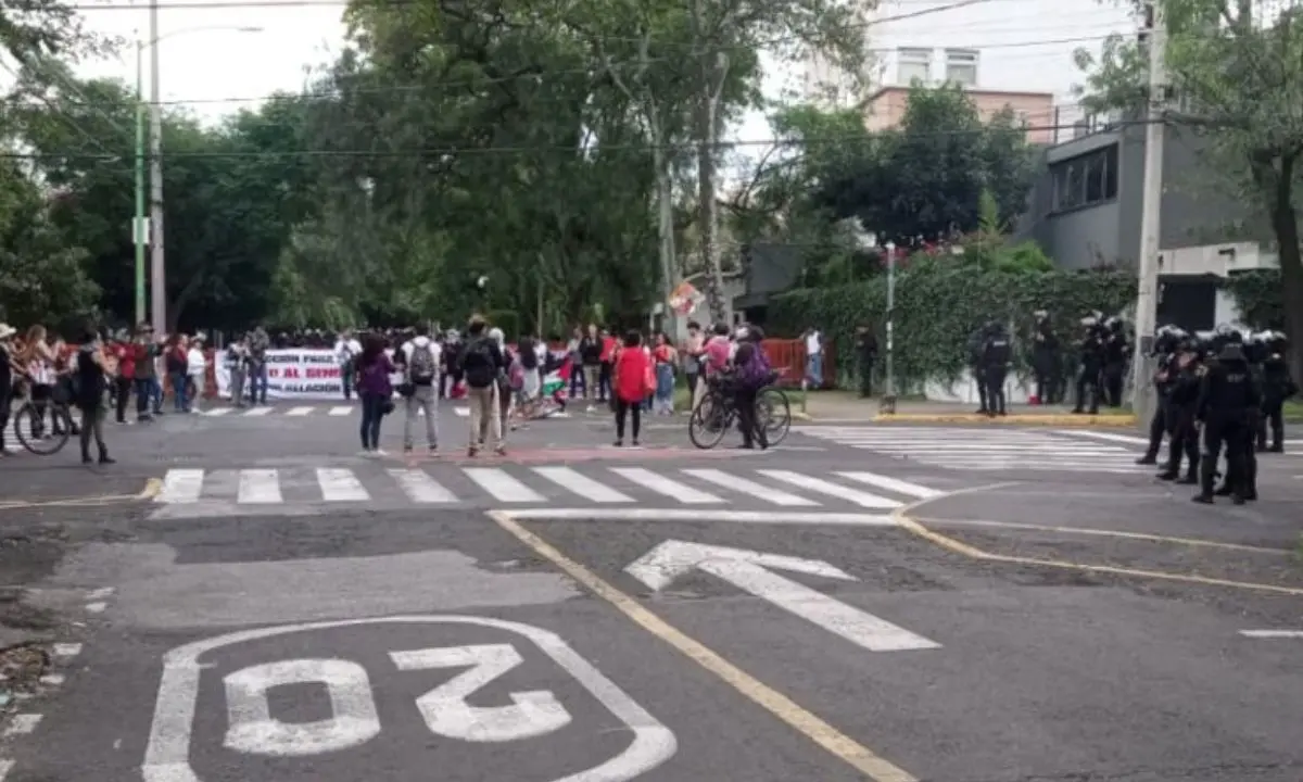 Bloqueo vial en CDMX. Foto: X (@OVIALCDMX)