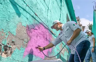 Adrián de la Garza alcanza 4 mil 500 casas rehabilitadas con Transformando Monterrey