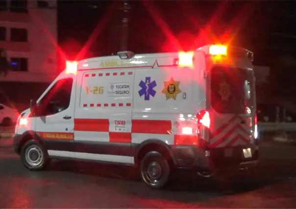 Accidente en Tizimín: motociclista se impacta contra taxi tras volarse el alto