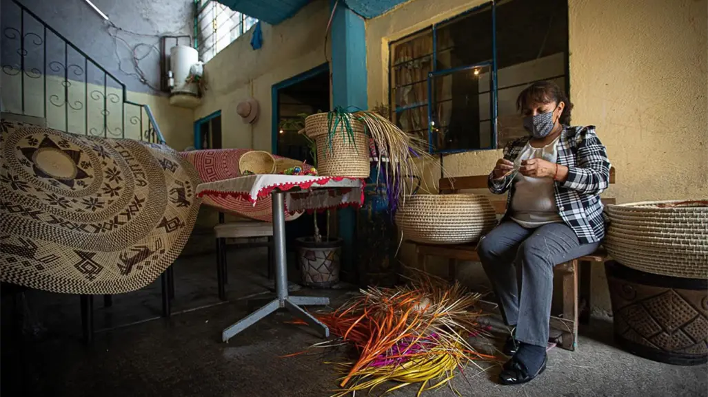 Manos Mágicas impulsando el talento artesanal: apoyos económicos a artesanos del Edomex