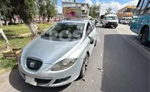 Automovilista invade carril confinado del Mexibús y provoca choque en Ecatepec