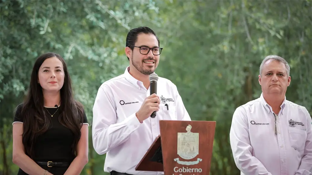 David de la Peña y DIF Santiago lanzan brazaletes de localización para adultos mayores