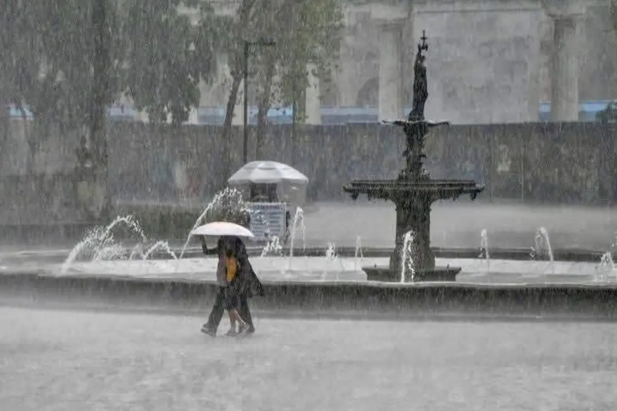 Lluvias en el Centro de CDMX. Foto: Especial | Canva