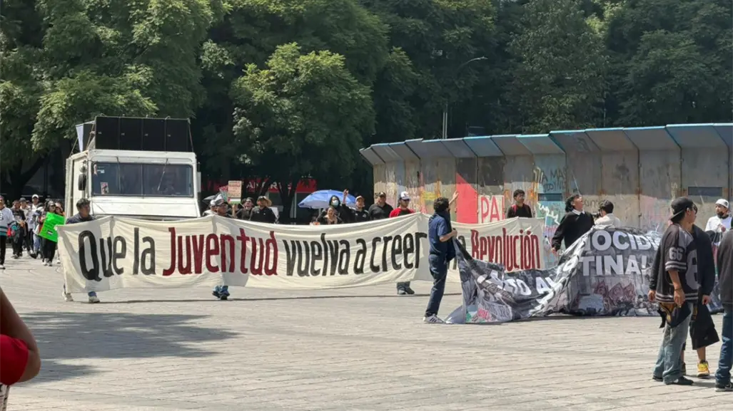 Marcha por Palestina paraliza Reforma en CDMX; cientos piden paz y alto al genocidio