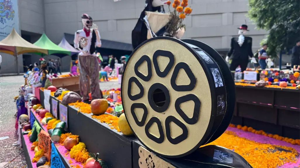 Megaofrenda UNAM 2025 ya tiene fecha y será en honor a la migración: ¿cuándo y dónde visitarla?