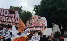 Defensores de animales exigen poner fin a la venta ilegal en el mercado de Sonora