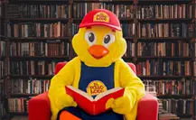 El Pollo Loco sorprende con anuncio para la Feria del Libro Monterrey 2025