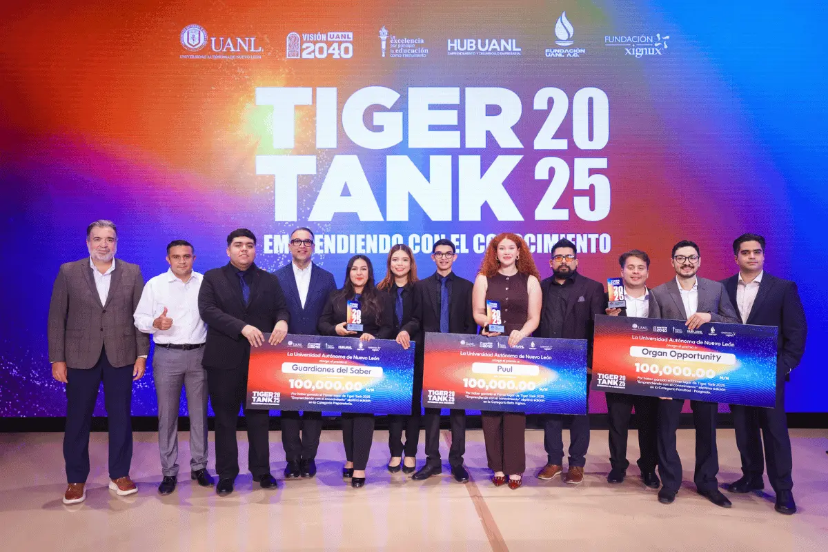Los proyectos ganadores, provenientes de la Preparatoria 16 y de las facultades de Contaduría Pública y Administración y Medicina. Foto: UANL.