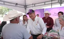 Américo y María llevan brigada transformando familias a municipio de San Nicolás