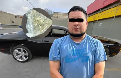 Policía de Monterrey asegura droga y detiene a conductor de auto robado