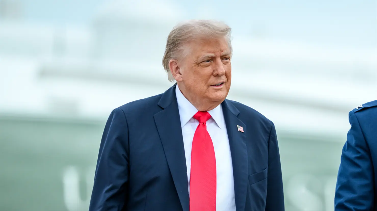 Donald Trump confirma que Israel y Hamas firman la primera fase de su plan de paz. Foto: X (@WhiteHouse)
