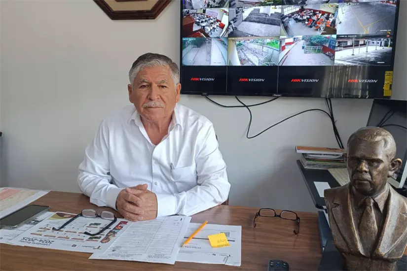 César Noé Garza García, director del plantel. Foto: Ramón Sánchez