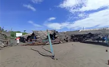 Huracán Priscilla causa estragos en la costa norte de Jalisco