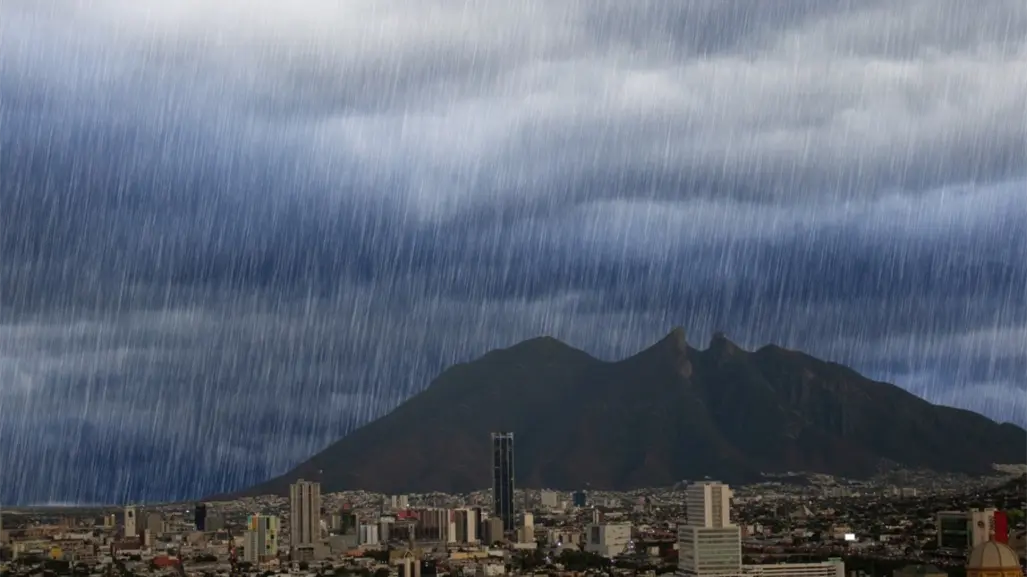 Cae intensa lluvia en estos municipios de Nuevo León