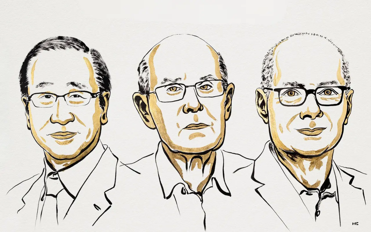Susumu Kitagawa, Richard Robson y Omar M. Yaghi. Foto: X (@NobelPrize)
