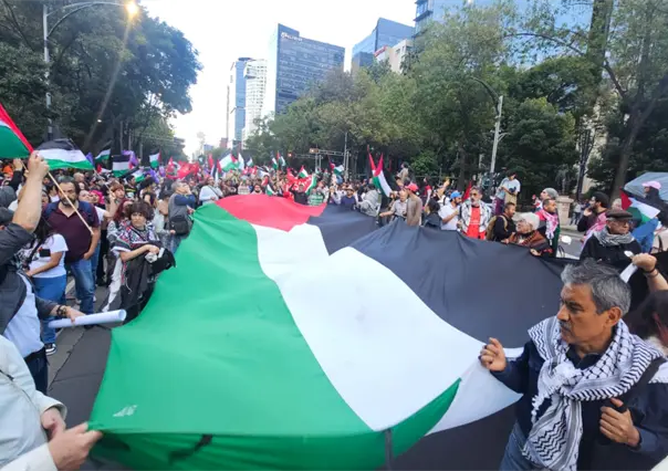 Marcha en CDMX pide fin de la guerra en Gaza y llama a romper relaciones con Israel