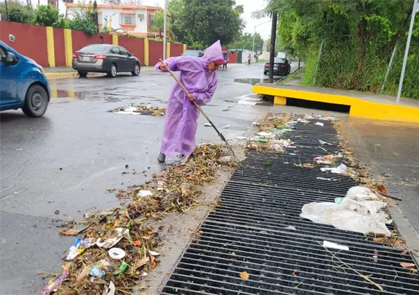 Lluvias en Nuevo León: Escobedo refuerza limpieza de sistema pluvial