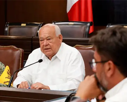 Gobernador Víctor Castro niega contratos con empresas vinculadas a "Los Chapitos" según EU