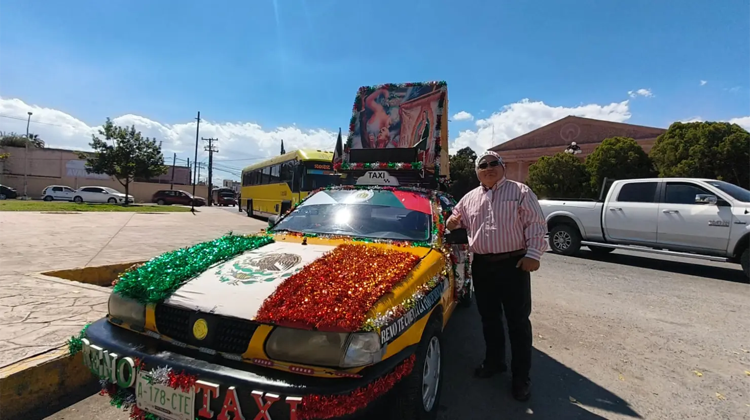 El famoso Reno Taxi ha alegrado a sus pasajeros desde hace una década. (Fotografía: Marco Juárez)