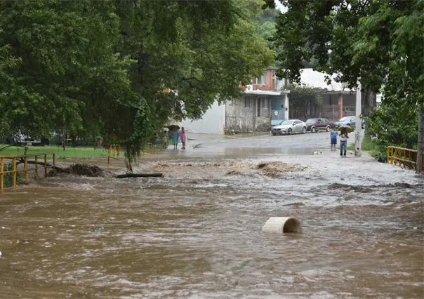 Por desborde del río San Marcos cierran vialidades en la capital de Tamaulipas