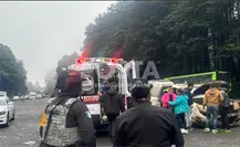 Deslave en la autopista México-Toluca provoca cierres viales y caos en dirección a CDMX