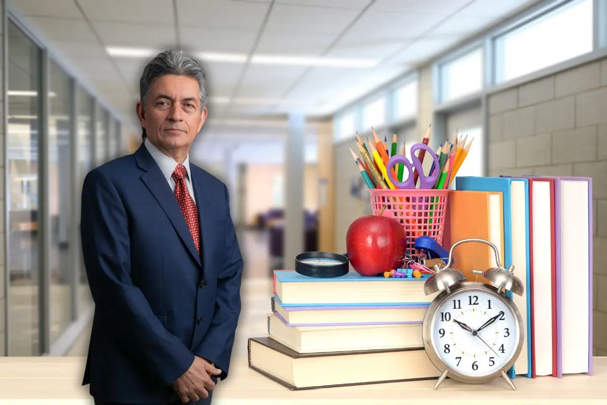 Secretario de Educación, Juan Paura. Foto: Canva