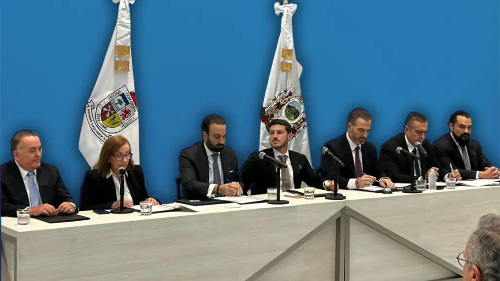 San Pedro y Monterrey avalan renombrar Calzada en honor a Mauricio Fernández 