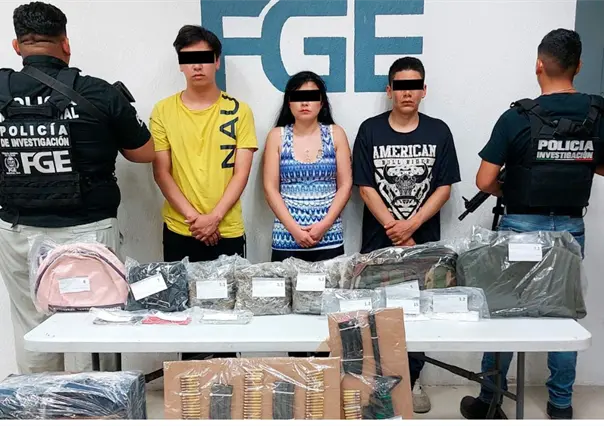 Detienen a tres presuntos narcomenudistas en Playa del Carmen con armas y drogas