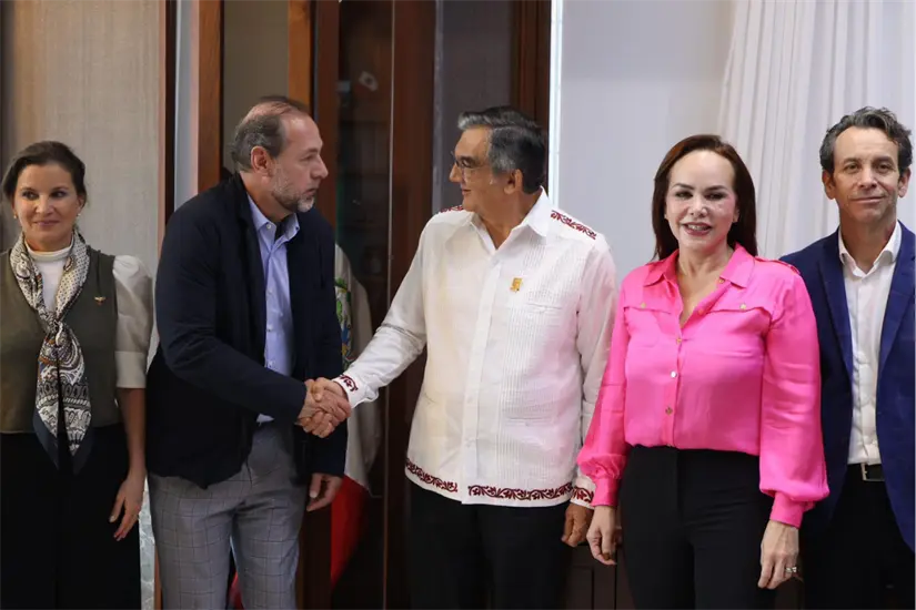 Empresarios presentaron al gobernador el mega proyecto inmobiliario para Nuevo Laredo. Foto: Carlos García