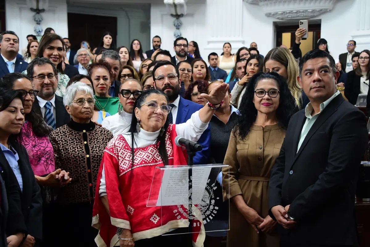 Nashieli Ramírez Hernández tomando protesta. Foto: X @vromog