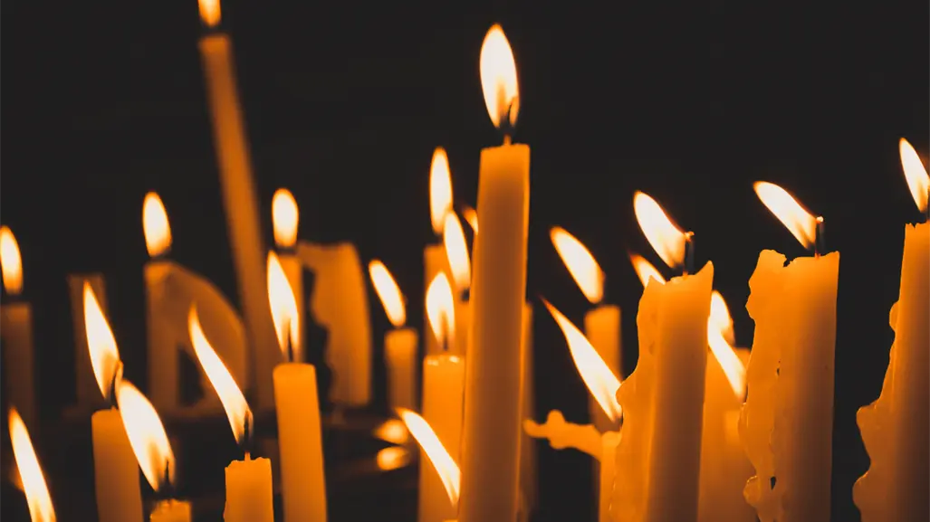 Velas de miel en los días 11 y 22 de cada mes: ¿por qué se prenden y cómo se hace el ritual?
